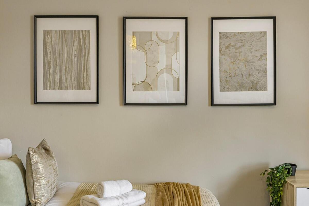 Comfort Heaven Ctr Next Buckingham Palace * Londen